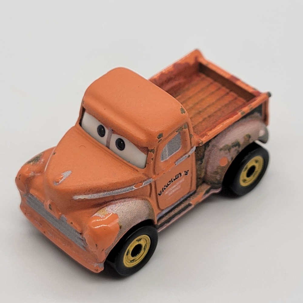 2017 Disney Pixar Cars Diecast Mini Racers SMOKEY